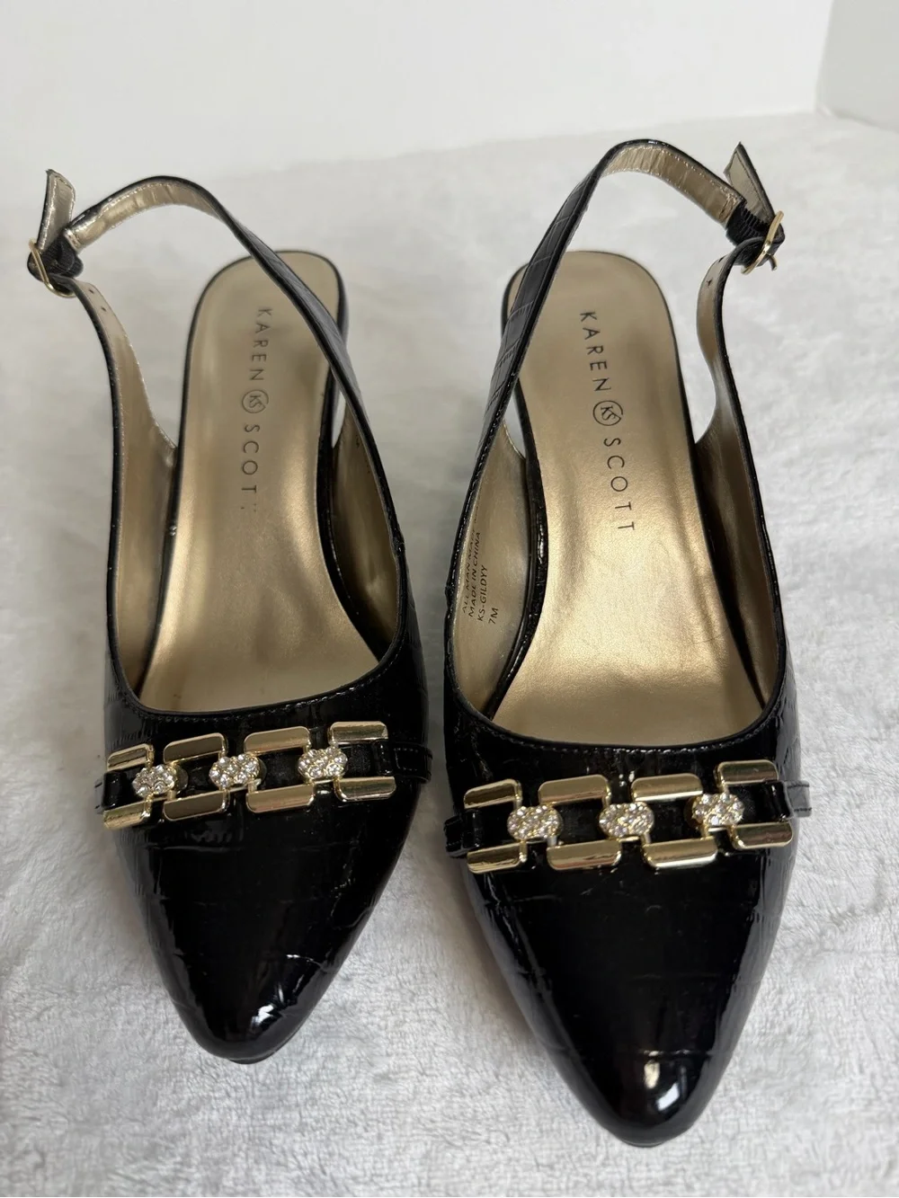 Karen Scott Black Patent Slingback Heels with Gold Accent Size 7